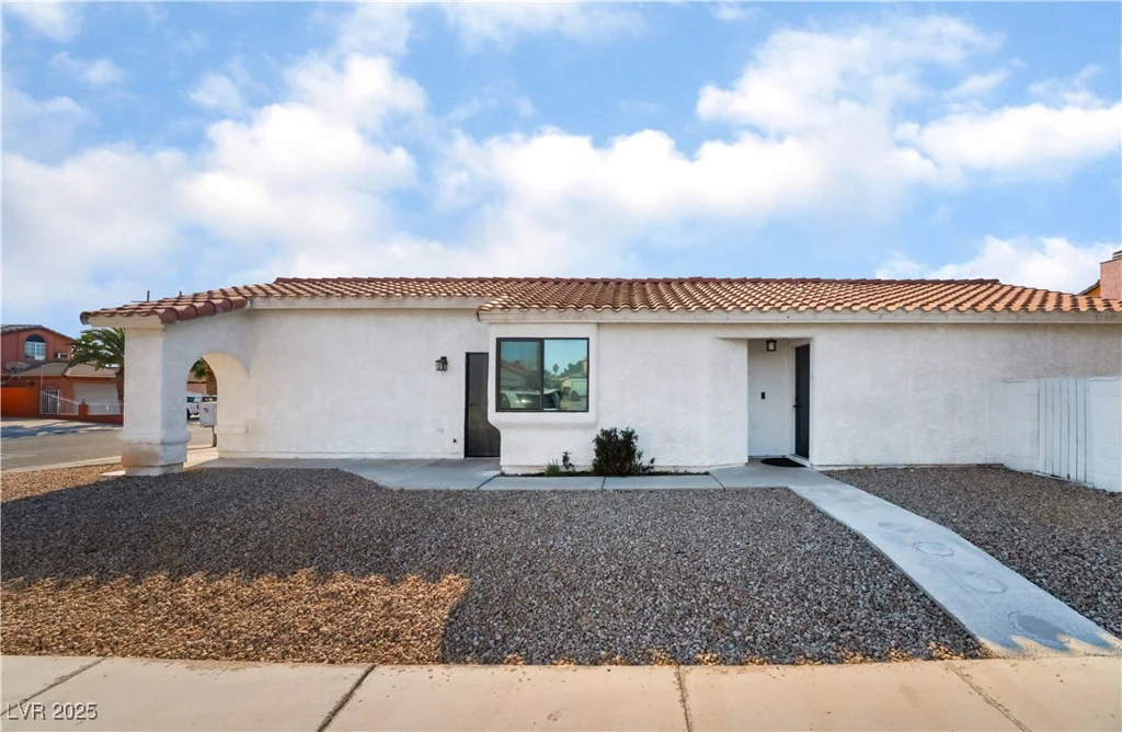 2781 Sandyfalls, Las Vegas, NV 89142