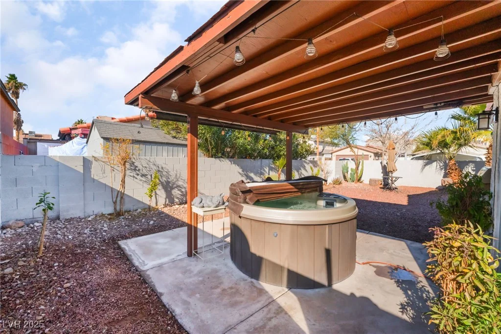 2781 Sandyfalls, Las Vegas, NV 89142