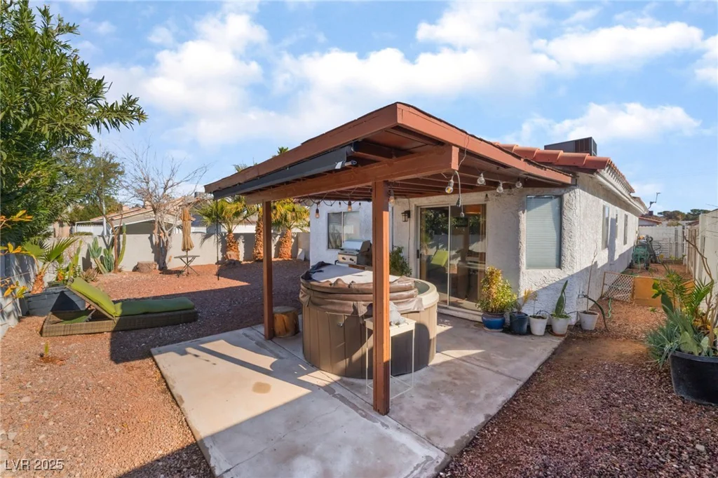 2781 Sandyfalls, Las Vegas, NV 89142