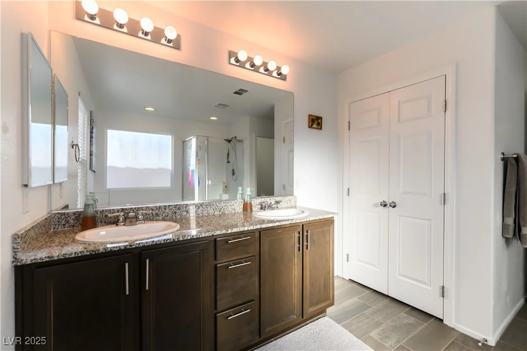 5824 Petrified Tree, North Las Vegas, NV 89081
