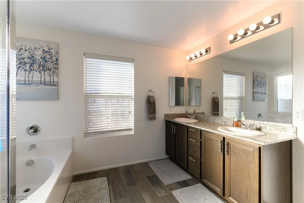 5824 Petrified Tree, North Las Vegas, NV 89081
