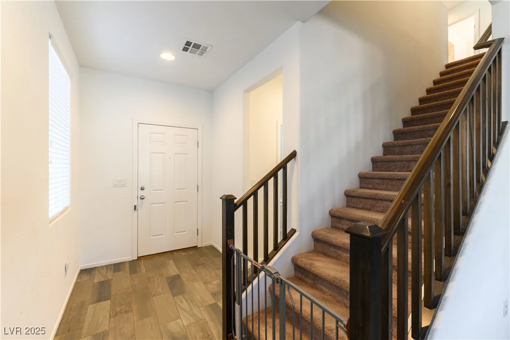 5824 Petrified Tree, North Las Vegas, NV 89081