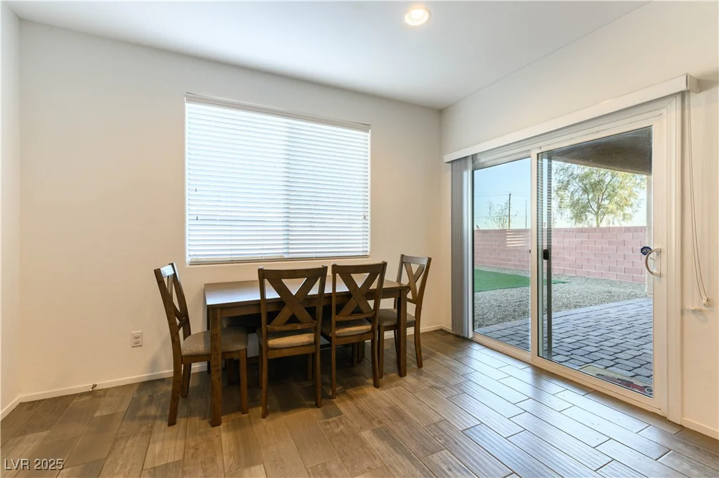 5824 Petrified Tree, North Las Vegas, NV 89081