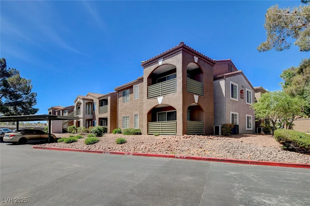 2101 Blue Breeze, Las Vegas, NV 89128