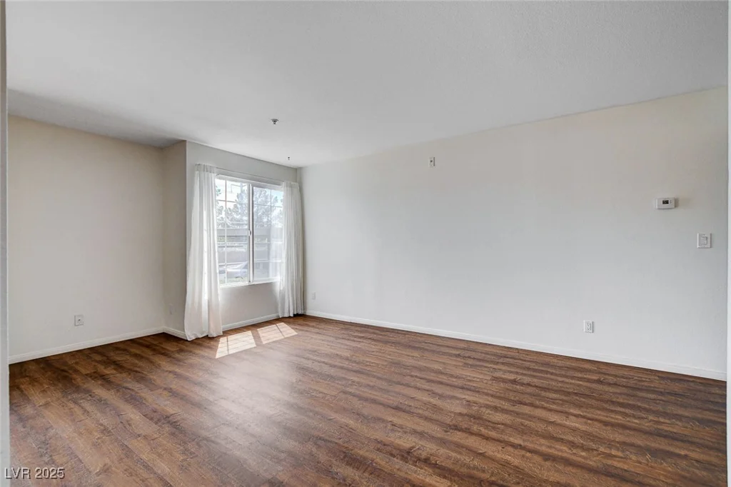 2101 Blue Breeze, Las Vegas, NV 89128