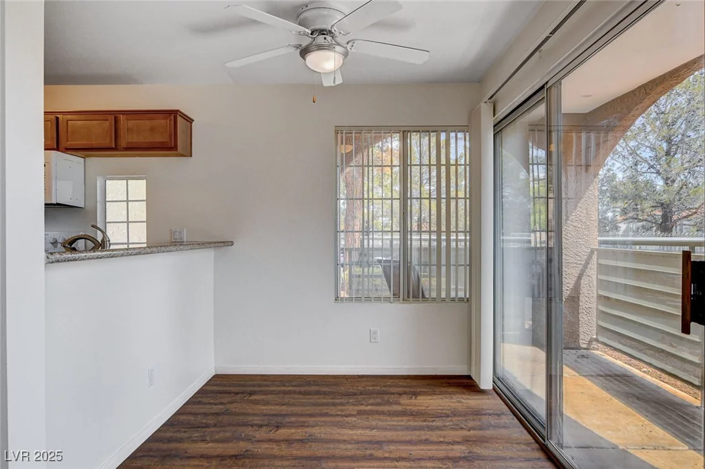 2101 Blue Breeze, Las Vegas, NV 89128