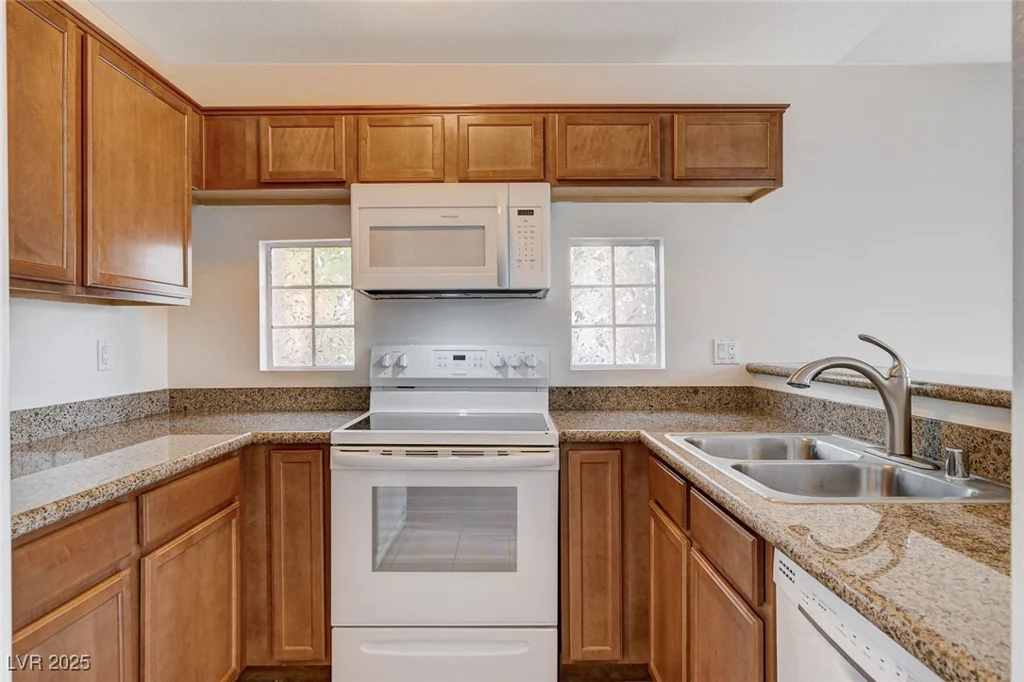2101 Blue Breeze, Las Vegas, NV 89128
