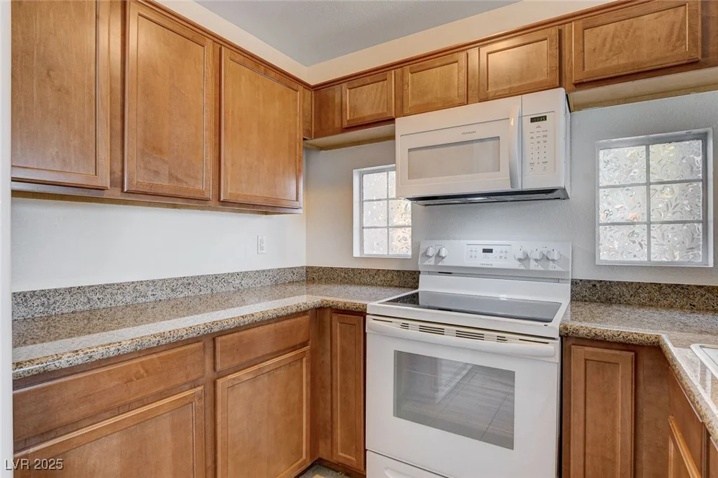 2101 Blue Breeze, Las Vegas, NV 89128