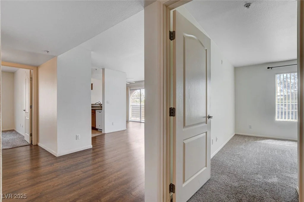 2101 Blue Breeze, Las Vegas, NV 89128