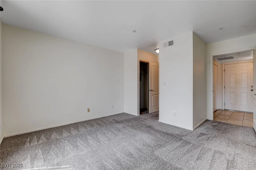 2101 Blue Breeze, Las Vegas, NV 89128