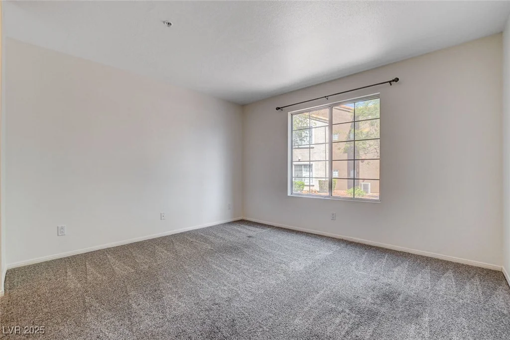 2101 Blue Breeze, Las Vegas, NV 89128
