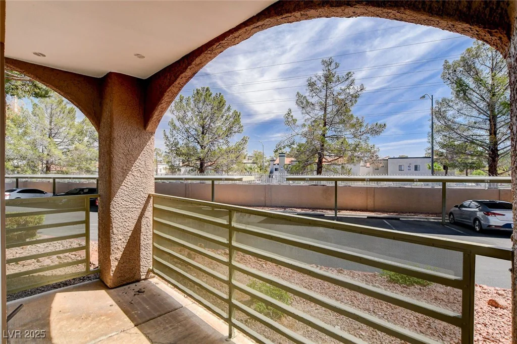 2101 Blue Breeze, Las Vegas, NV 89128