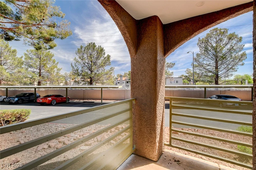 2101 Blue Breeze, Las Vegas, NV 89128