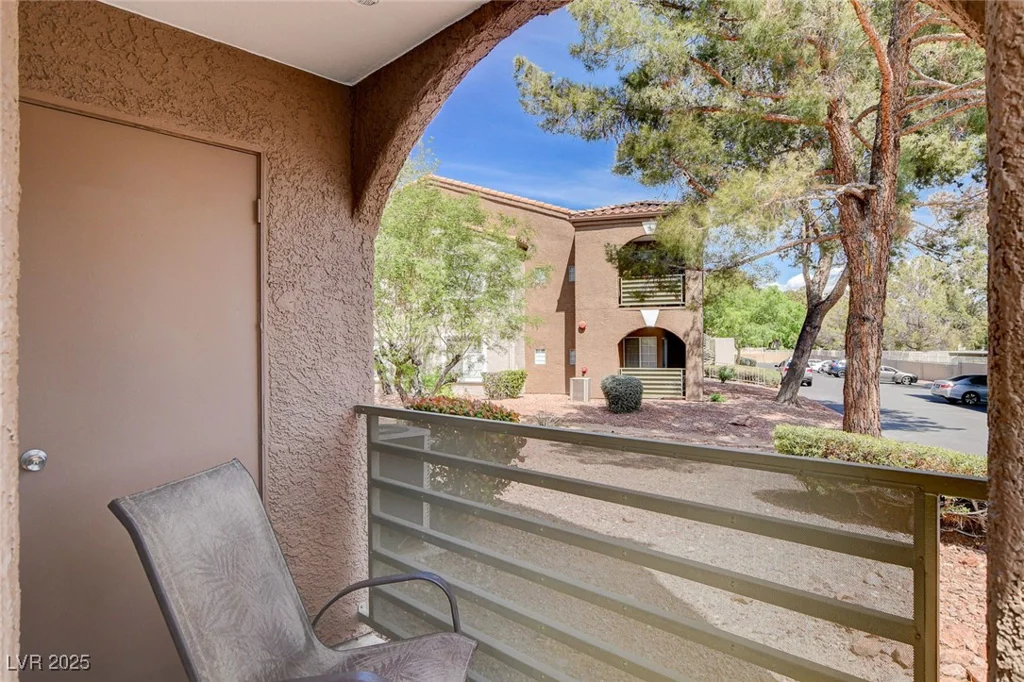 2101 Blue Breeze, Las Vegas, NV 89128