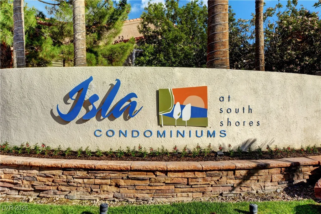 2101 Blue Breeze, Las Vegas, NV 89128