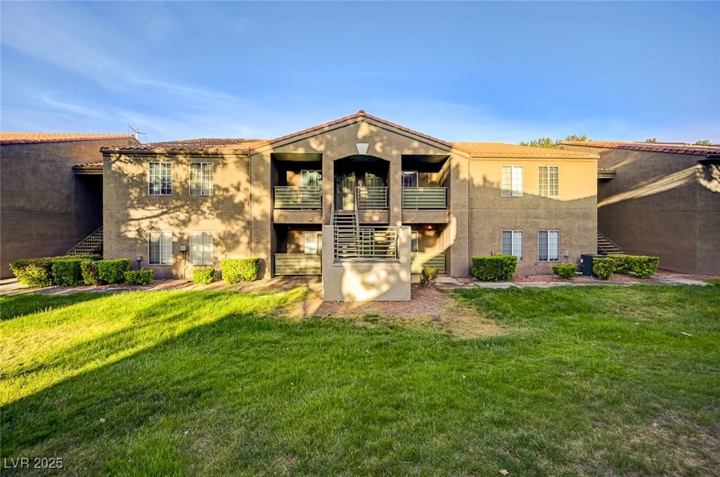 2101 Blue Breeze, Las Vegas, NV 89128