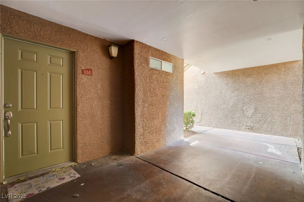 2101 Blue Breeze, Las Vegas, NV 89128
