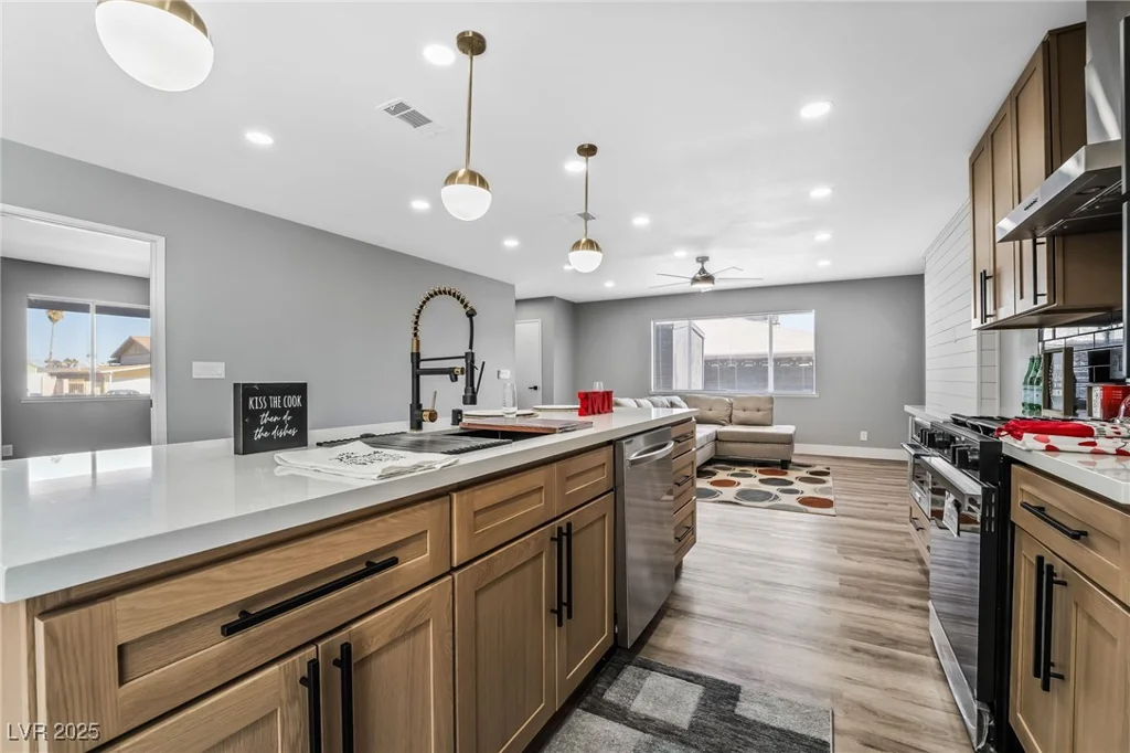 4431 El Cebra, Las Vegas, NV 89121