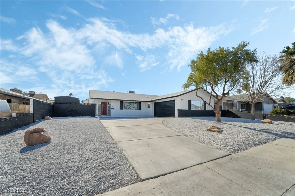 4431 El Cebra, Las Vegas, NV 89121