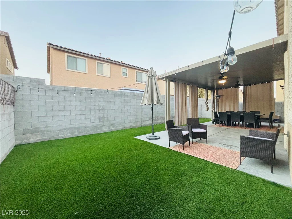 1908 Hammer, North Las Vegas, NV 89031