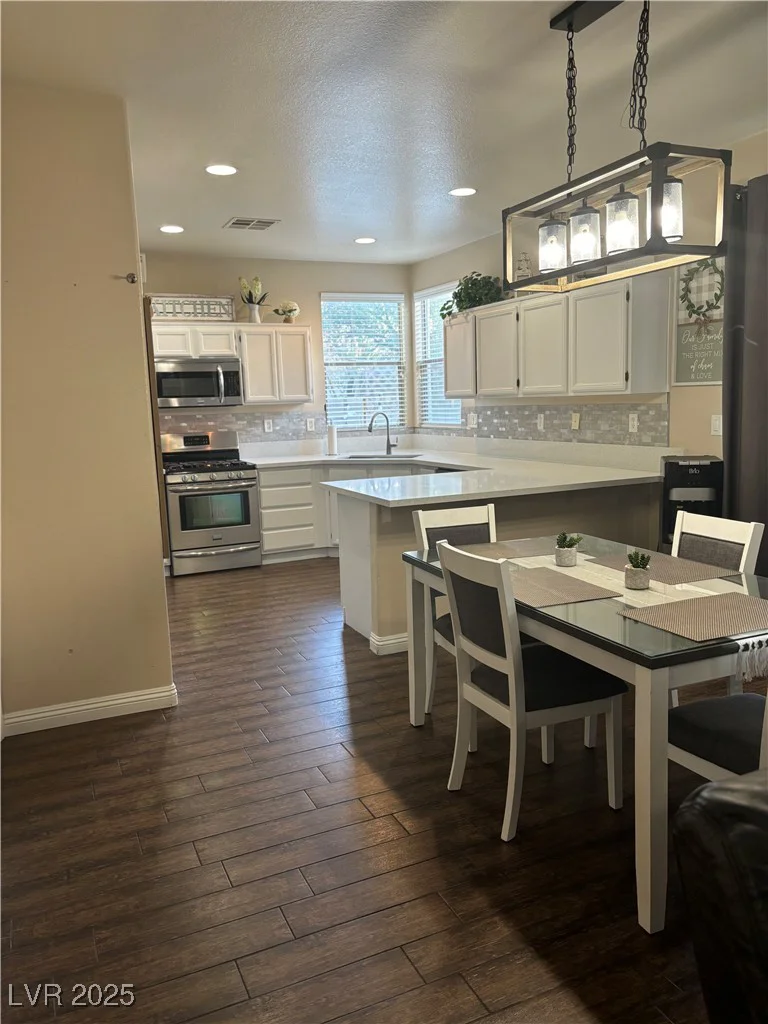 1908 Hammer, North Las Vegas, NV 89031