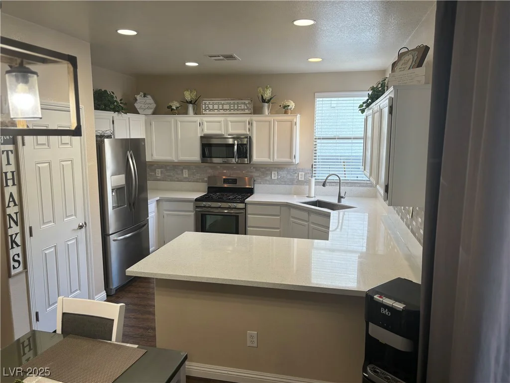 1908 Hammer, North Las Vegas, NV 89031