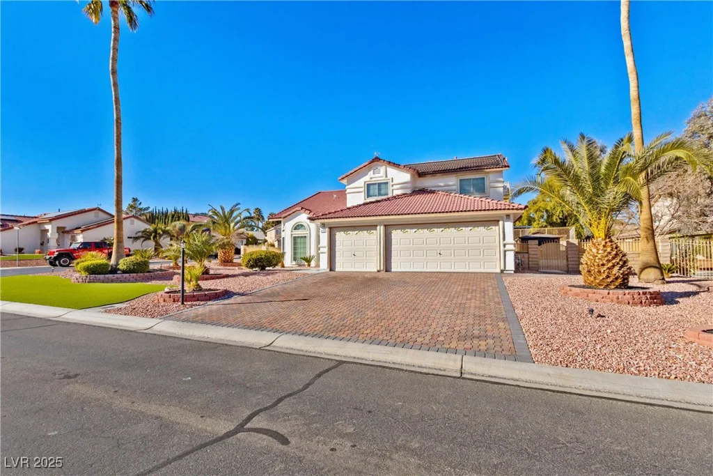 5112 Palm View, Las Vegas, NV 89130
