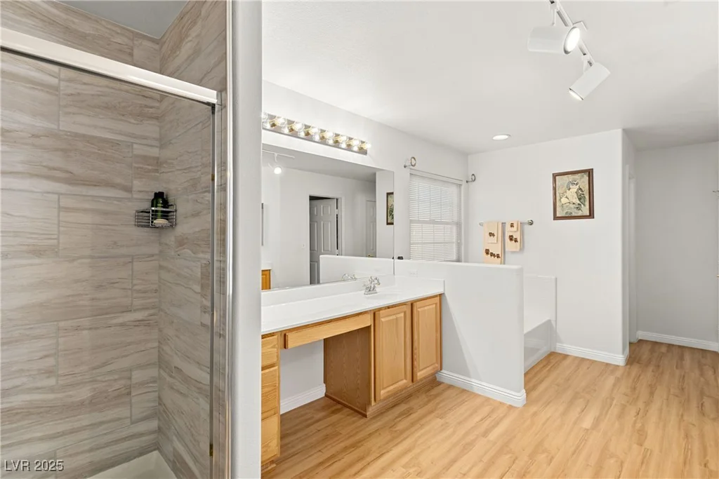 5112 Palm View, Las Vegas, NV 89130