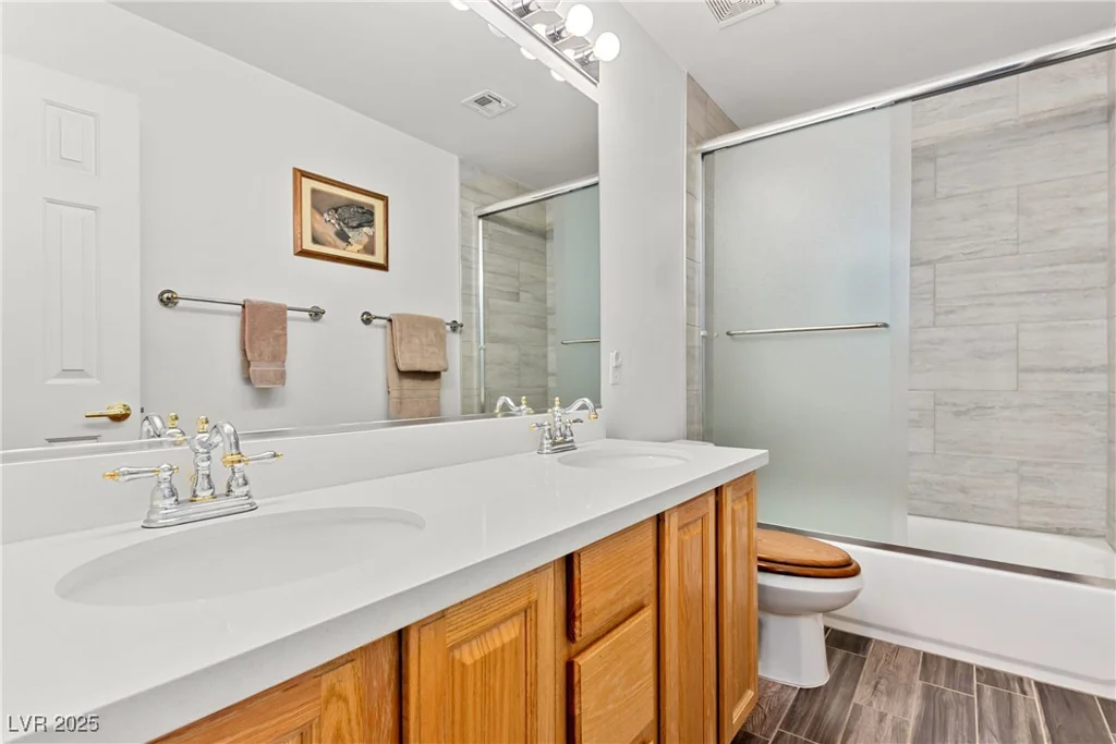 5112 Palm View, Las Vegas, NV 89130
