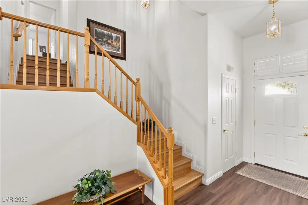 5112 Palm View, Las Vegas, NV 89130