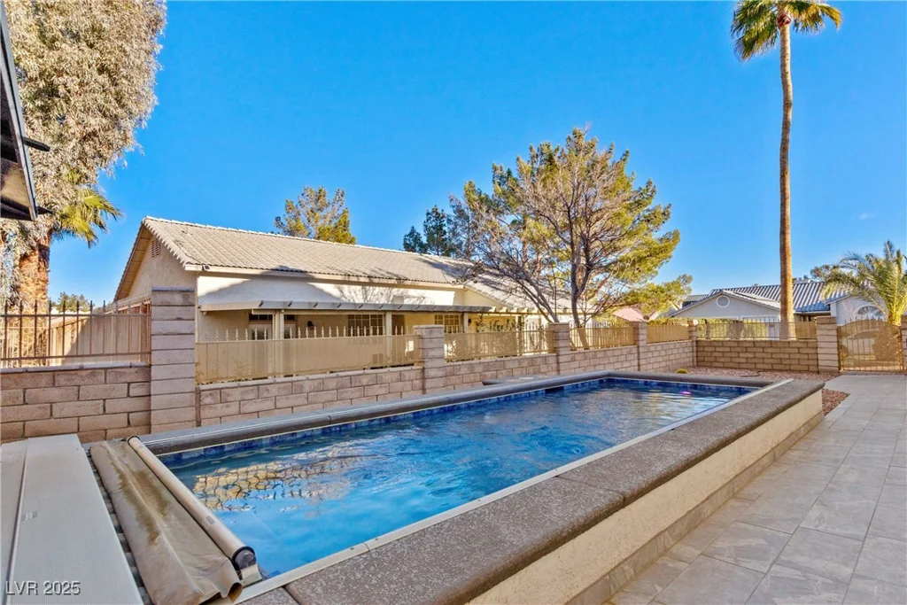 5112 Palm View, Las Vegas, NV 89130