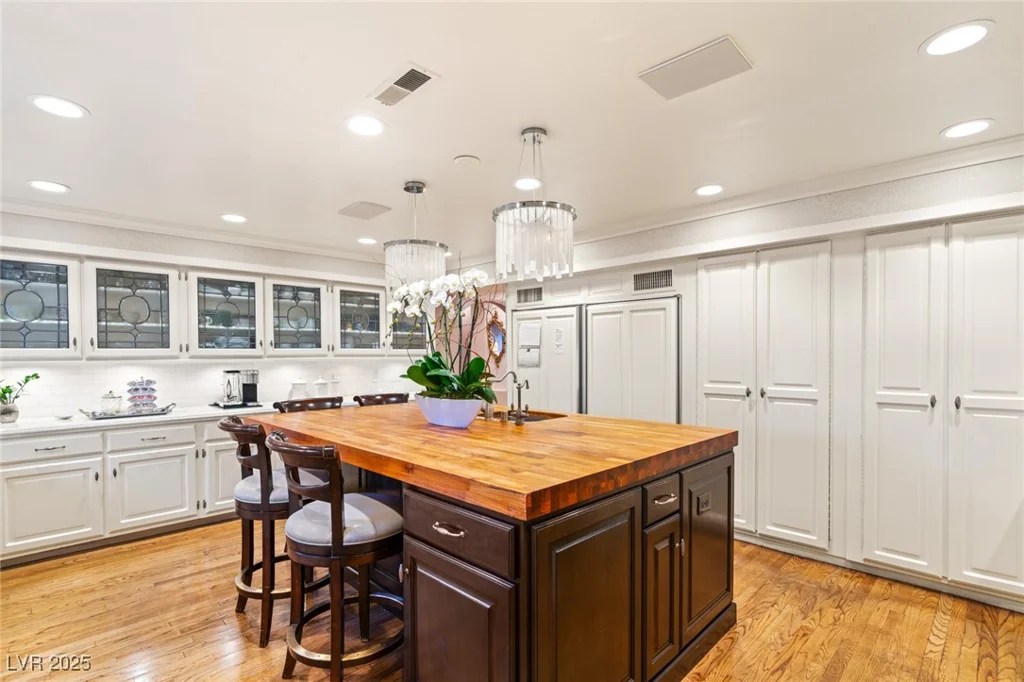 3074 Monte Rosa, Las Vegas, NV 89120