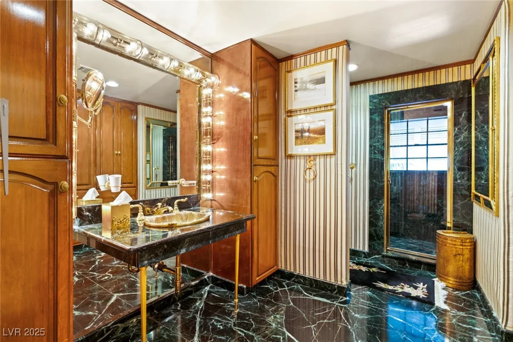 3074 Monte Rosa, Las Vegas, NV 89120