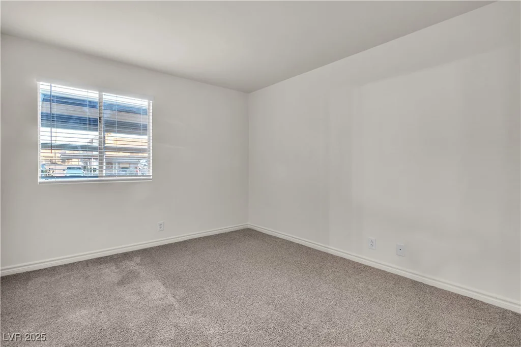 5160 Indian River, Las Vegas, NV 89103