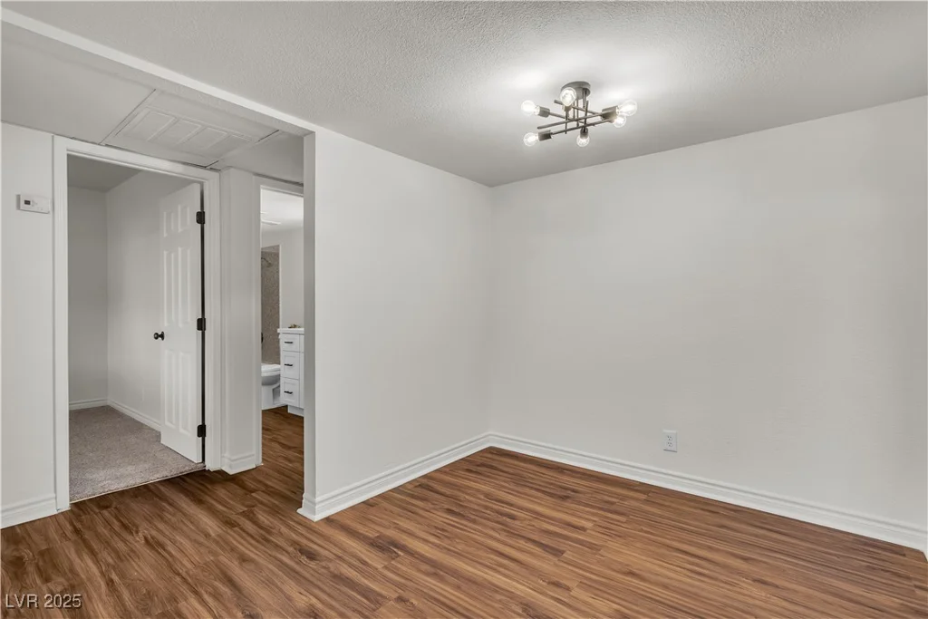 5160 Indian River, Las Vegas, NV 89103