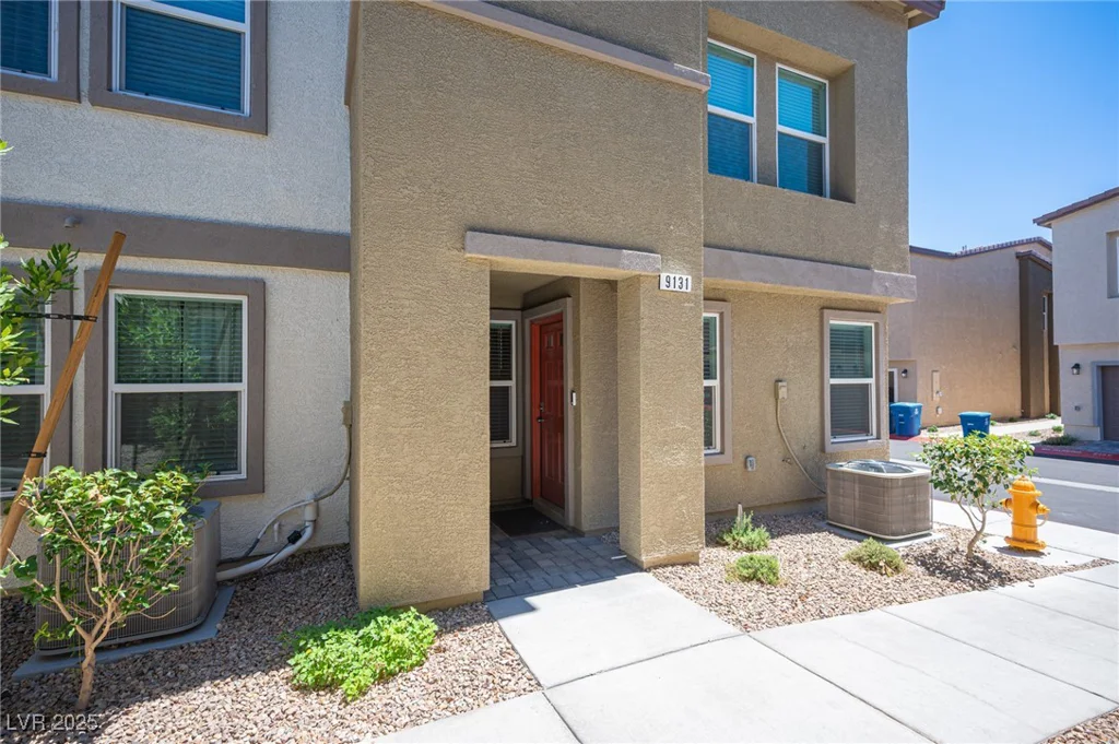 9131 Hitmaker, Las Vegas, NV 89113