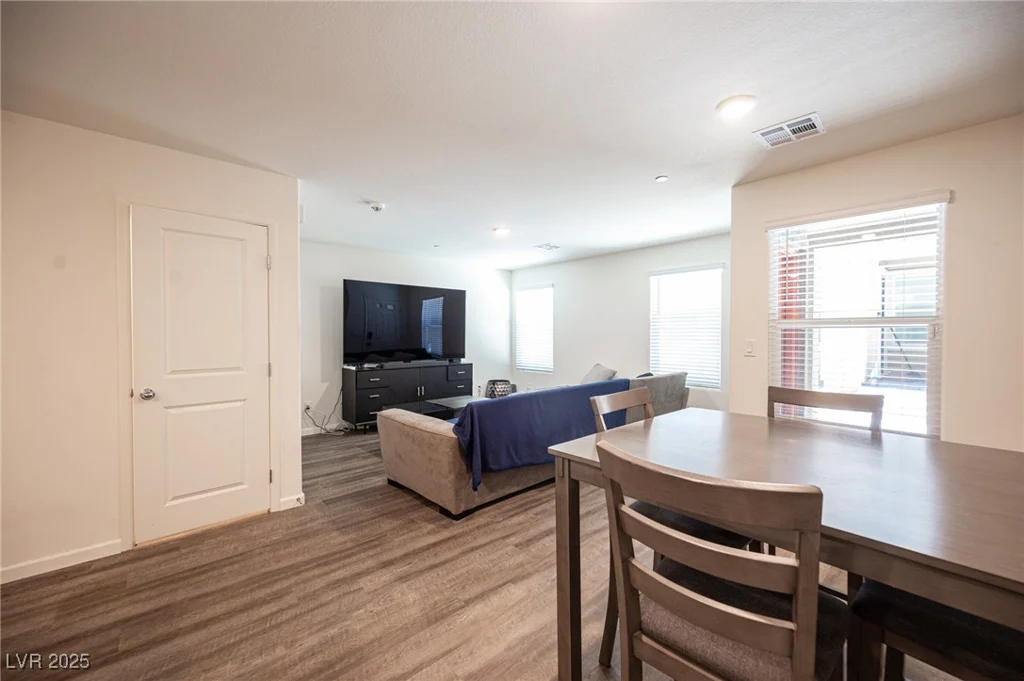 9131 Hitmaker, Las Vegas, NV 89113