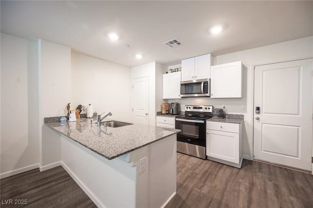 9131 Hitmaker, Las Vegas, NV 89113