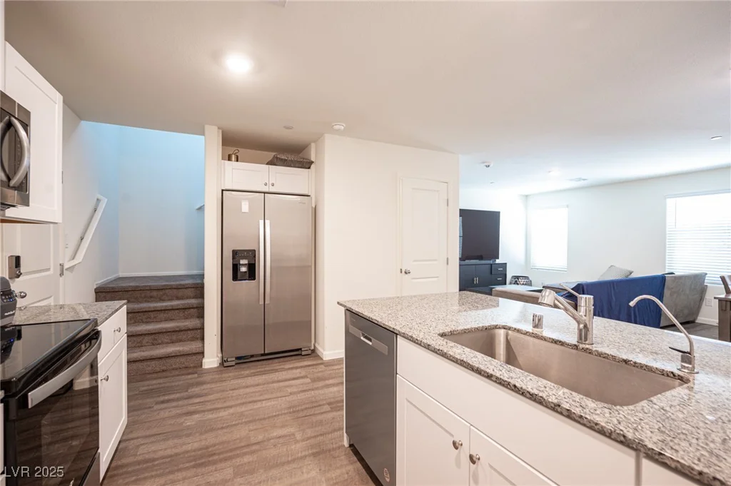 9131 Hitmaker, Las Vegas, NV 89113