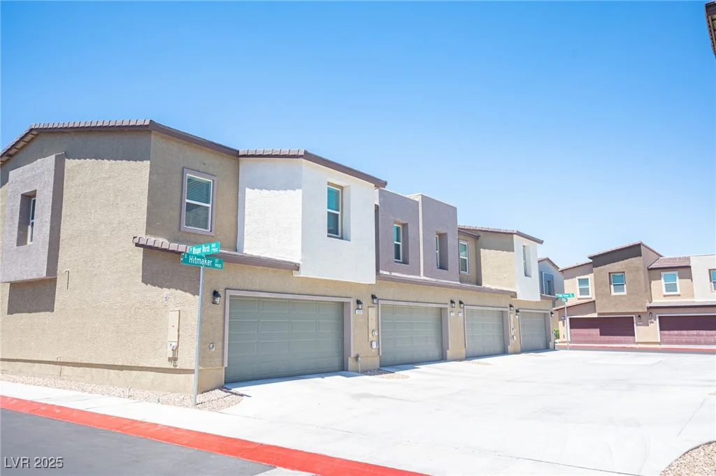 9131 Hitmaker, Las Vegas, NV 89113
