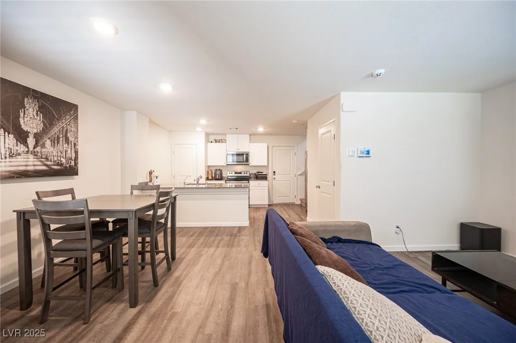 9131 Hitmaker, Las Vegas, NV 89113
