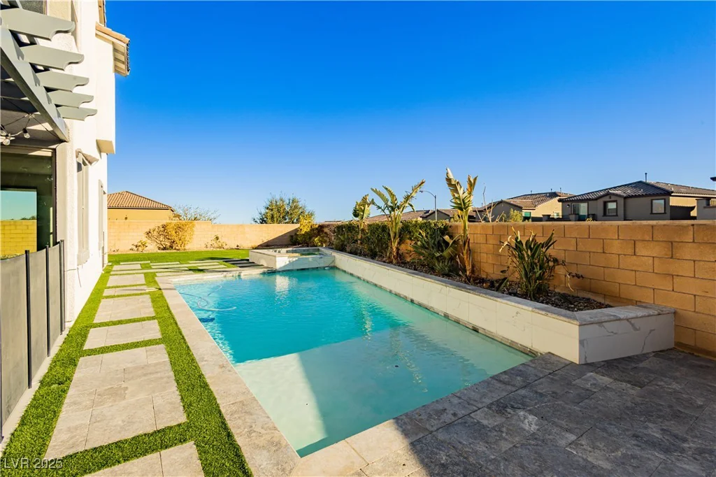 8224 Skye Territory, Las Vegas, NV 89166