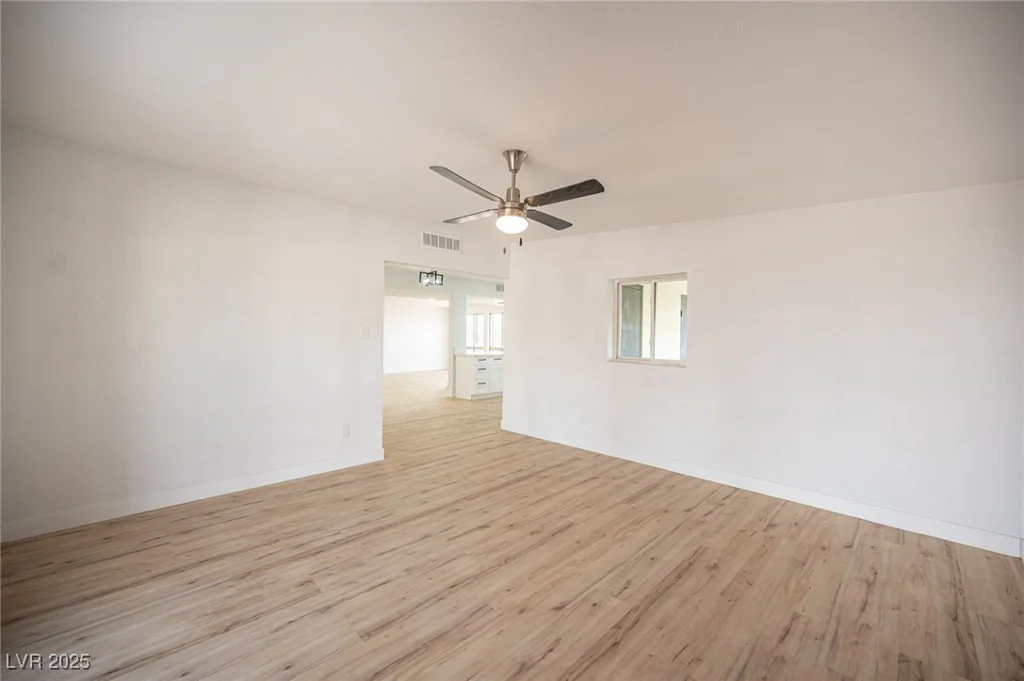 1208 Clairemont, Las Vegas, NV 89110