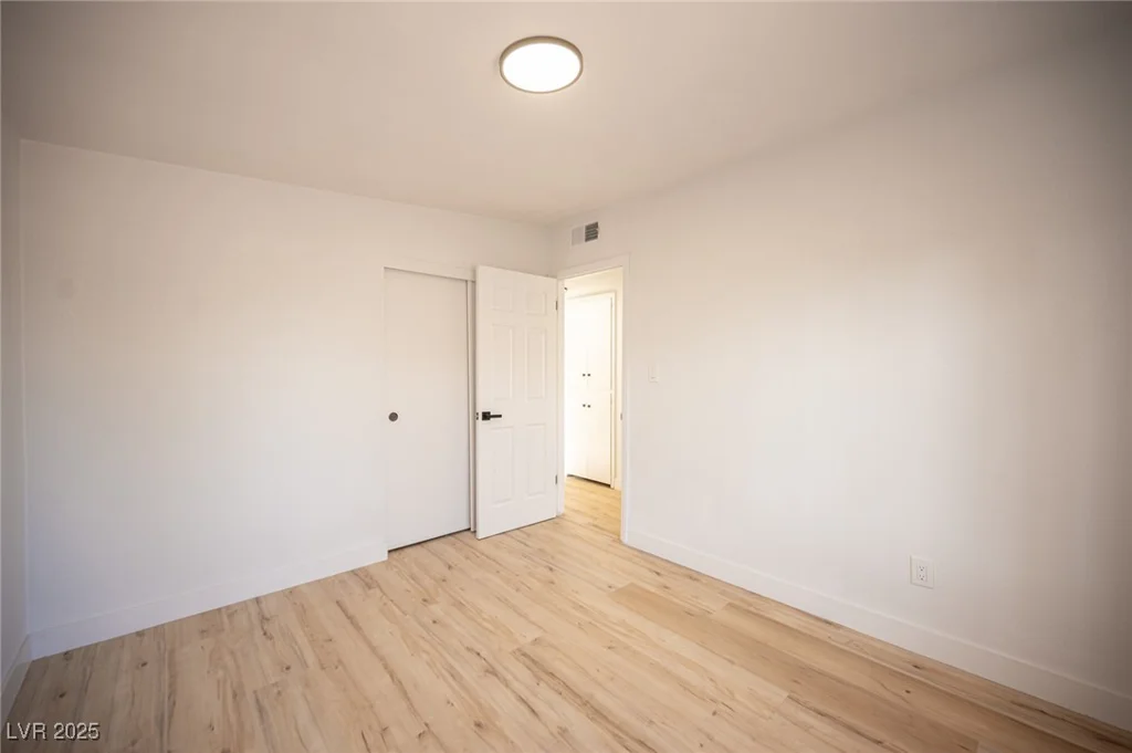 1208 Clairemont, Las Vegas, NV 89110