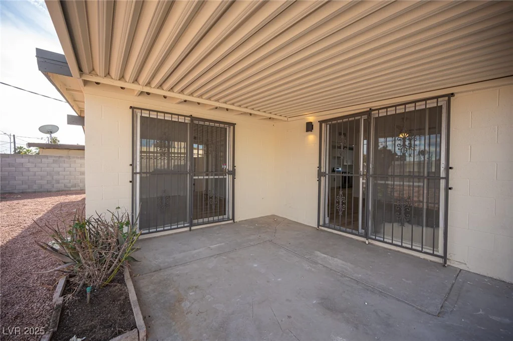 1208 Clairemont, Las Vegas, NV 89110