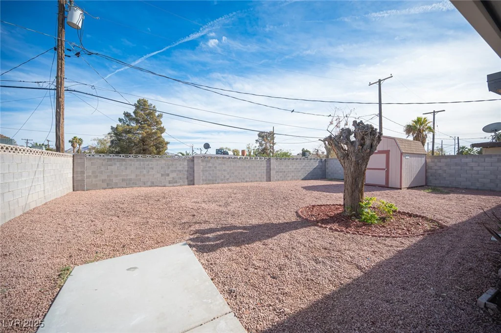 1208 Clairemont, Las Vegas, NV 89110