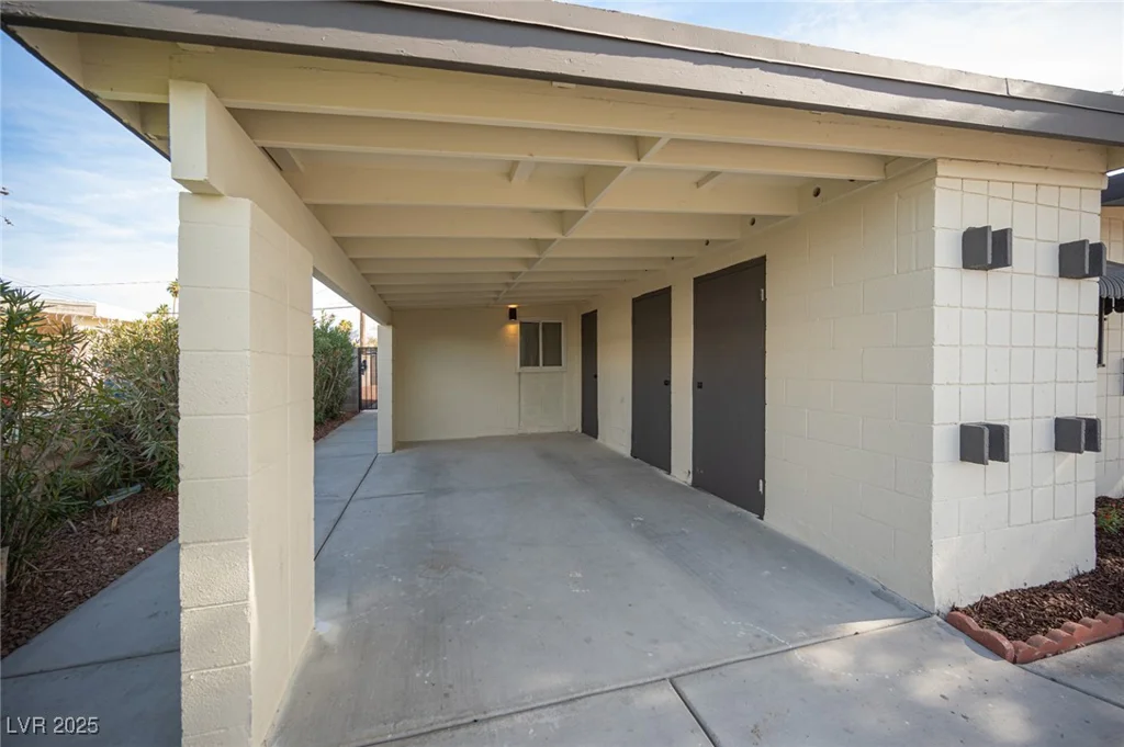 1208 Clairemont, Las Vegas, NV 89110