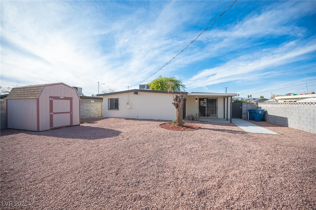 1208 Clairemont, Las Vegas, NV 89110