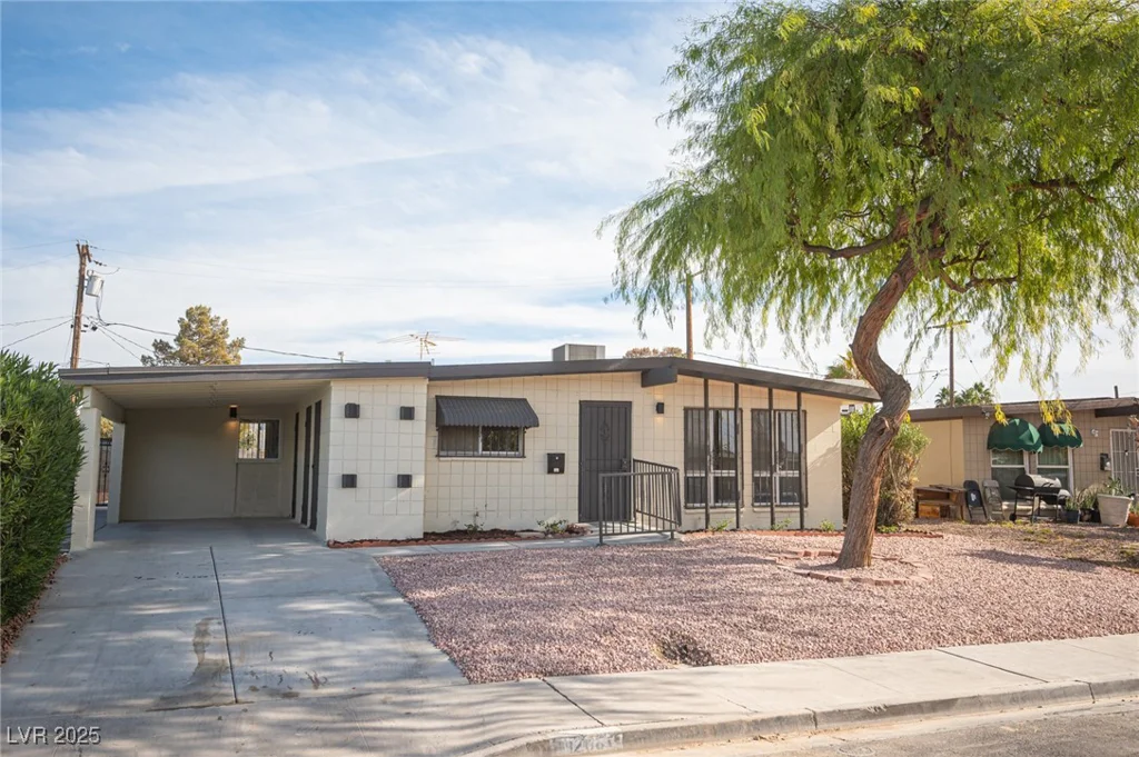 1208 Clairemont, Las Vegas, NV 89110