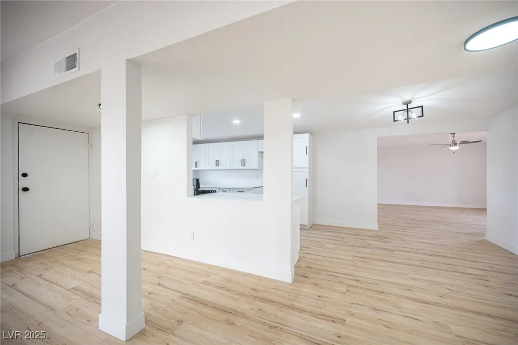 1208 Clairemont, Las Vegas, NV 89110